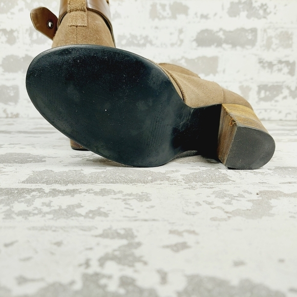 BCBG Tan Leather Block High Heels Buckle Ankle Boots V674 - Picture 8 of 13